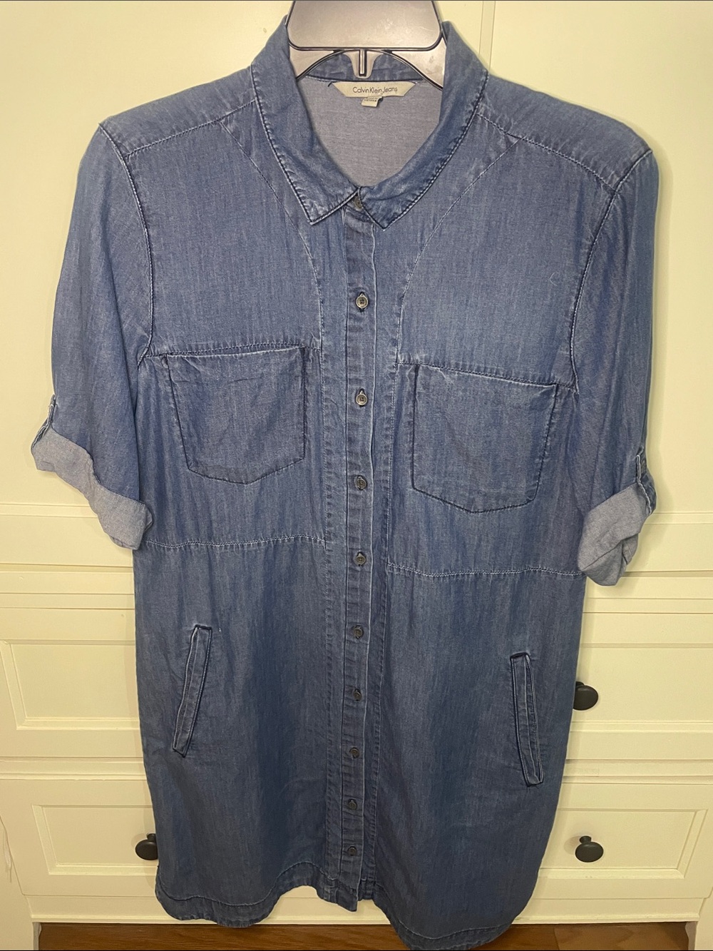 Calvin Klein Short Sleeve Light Denim Dress
Womens Size M